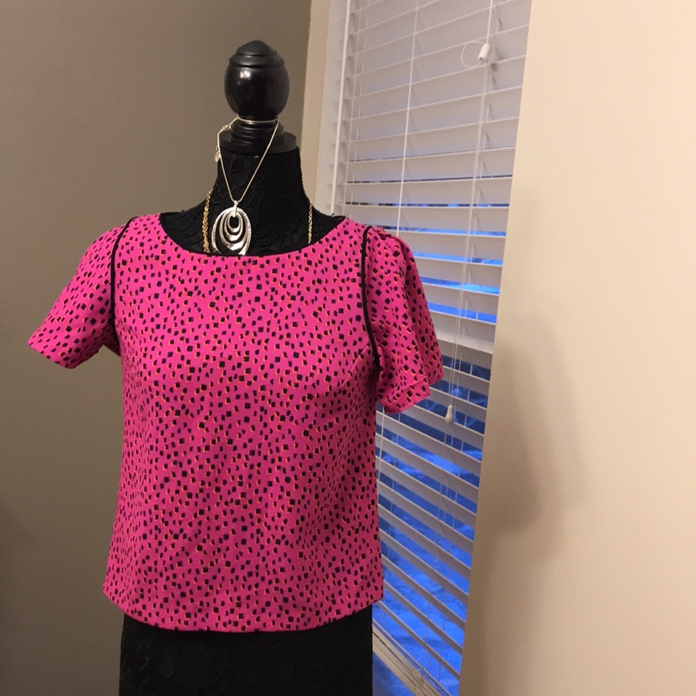 Worthington small pink w/blk/accents, excellent,